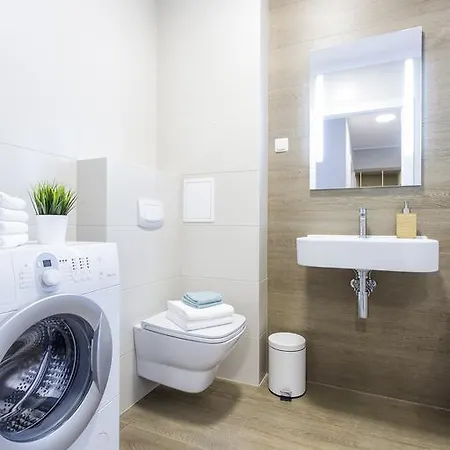 Apartament Na Cieplej Blisko Centrum I Aquaparku Вроцлав