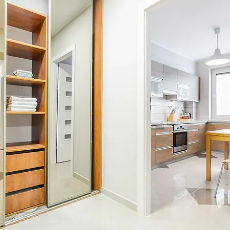 Apartament Na Cieplej Blisko Centrum I Aquaparku Вроцлав